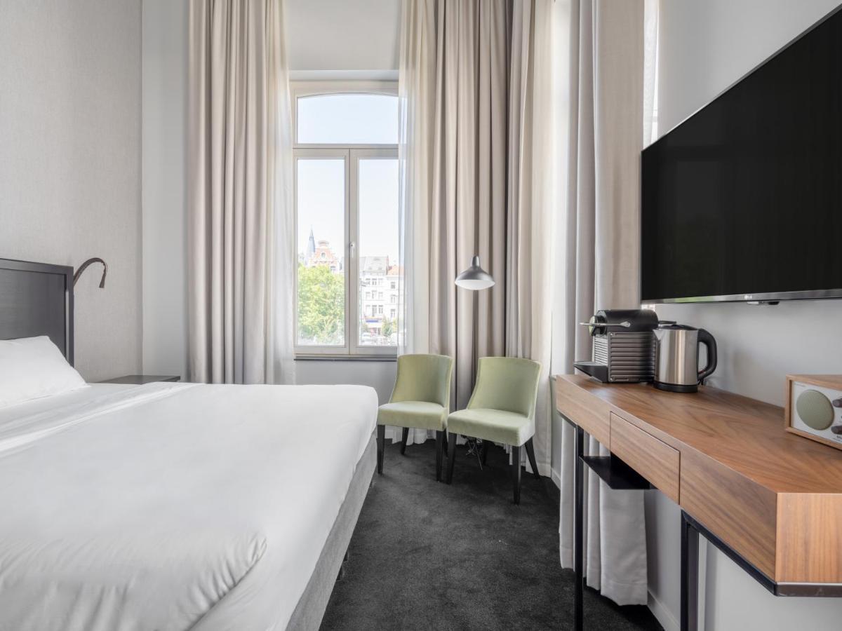 Chambre Moyenne avec Bureau