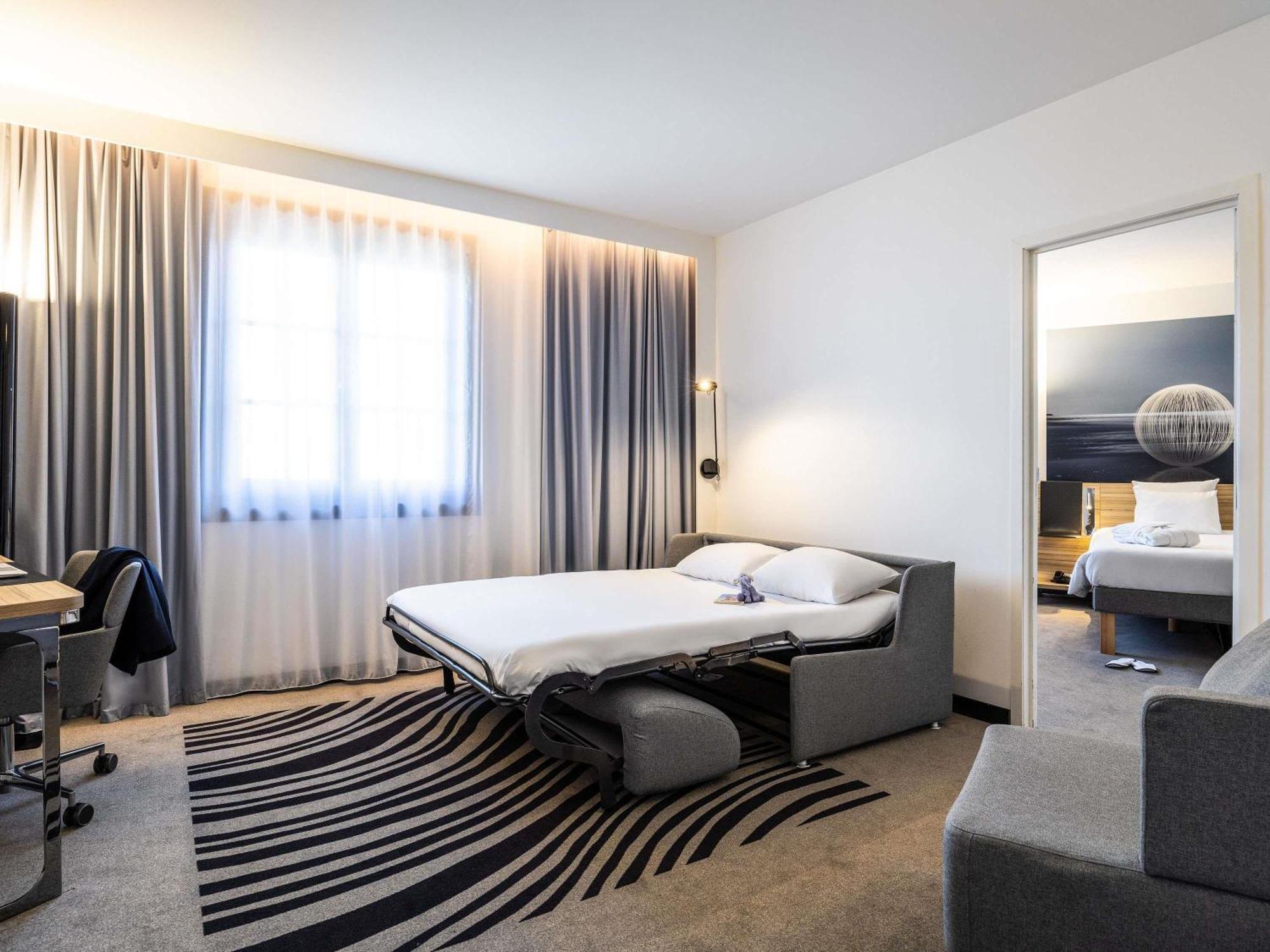 Executive Queen Suite